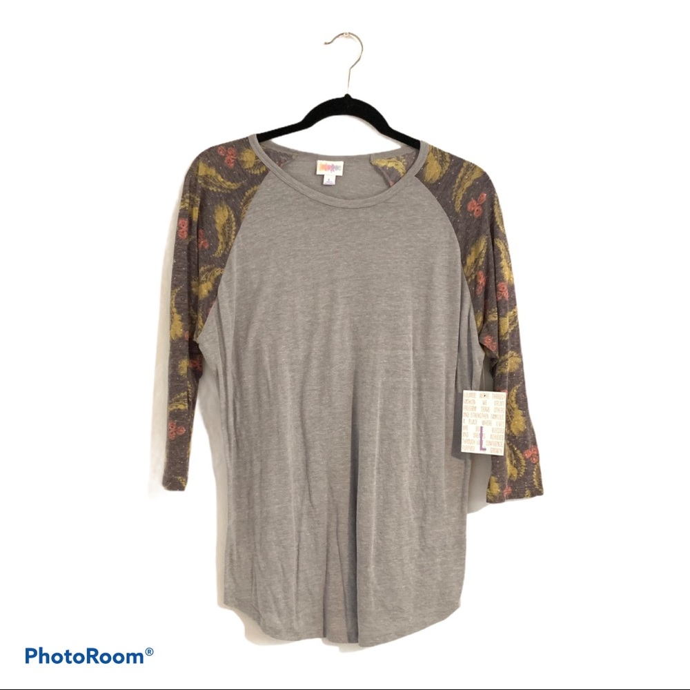 NWT LuLaRoe Randy Baseball T-Shirt (Large)